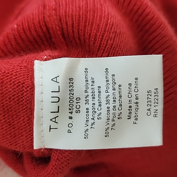CLOSET CLEAROUT $10 | Aritzia (Talula) | Red V-neck Sweater | Size xxsmall - Picture 4 of 4